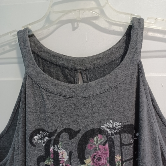 Torrid Super Soft Knits Size 3 Tank Top LOVE in Florals on Gray - Picture 2 of 11
